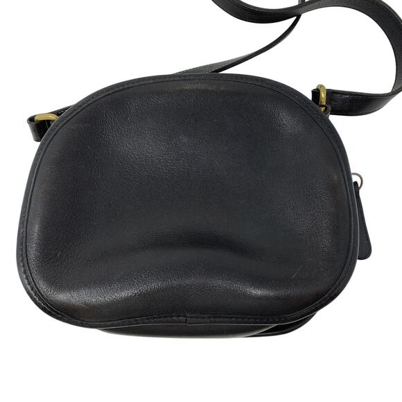 VTG 1980s Coach Chester Canteen Crossbody Bag Black Leather Purse Brass Hardware - Picture 6 of 9